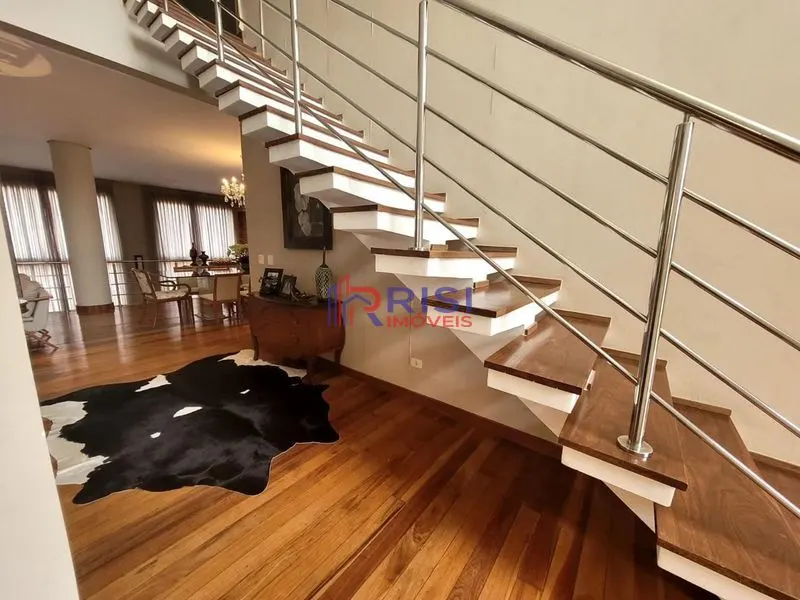 Casa, Alto Padrão (Centro)